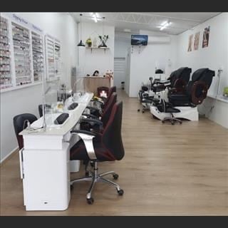 Sang Tiệm Nails vùng Morwell Melbourne, income ổn định